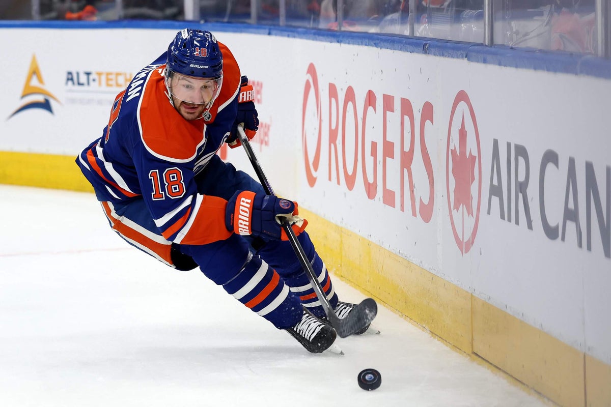 Зах Хайман з Edmonton Oilers пропустить четверту гру через травму