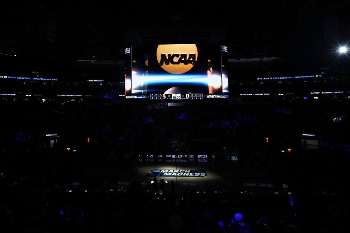 Історичний будинок та вирішення NCAA отримали остаточне схвалення для виплат студентам-спортсменам