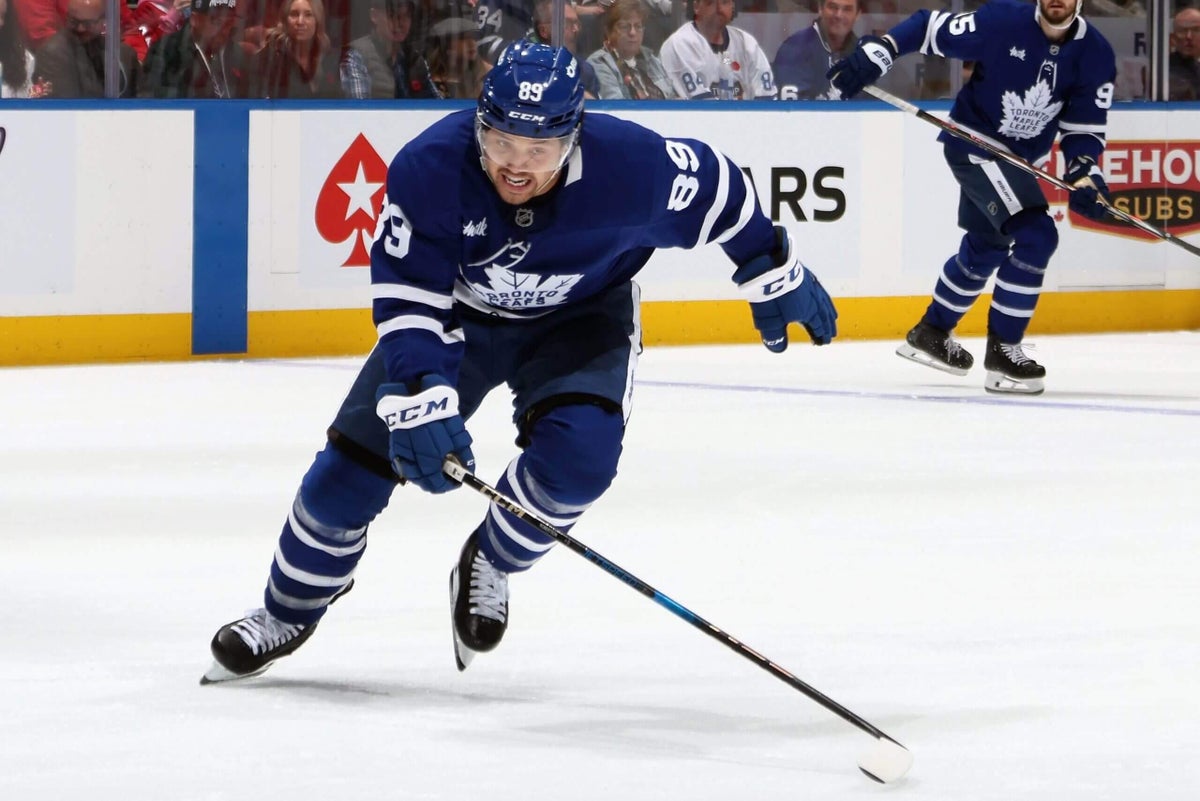 Робертсон з Maple Leafs та Вілларді з Jets серед 11 гравців, які подали на арбітраж зарплати в НХЛ
