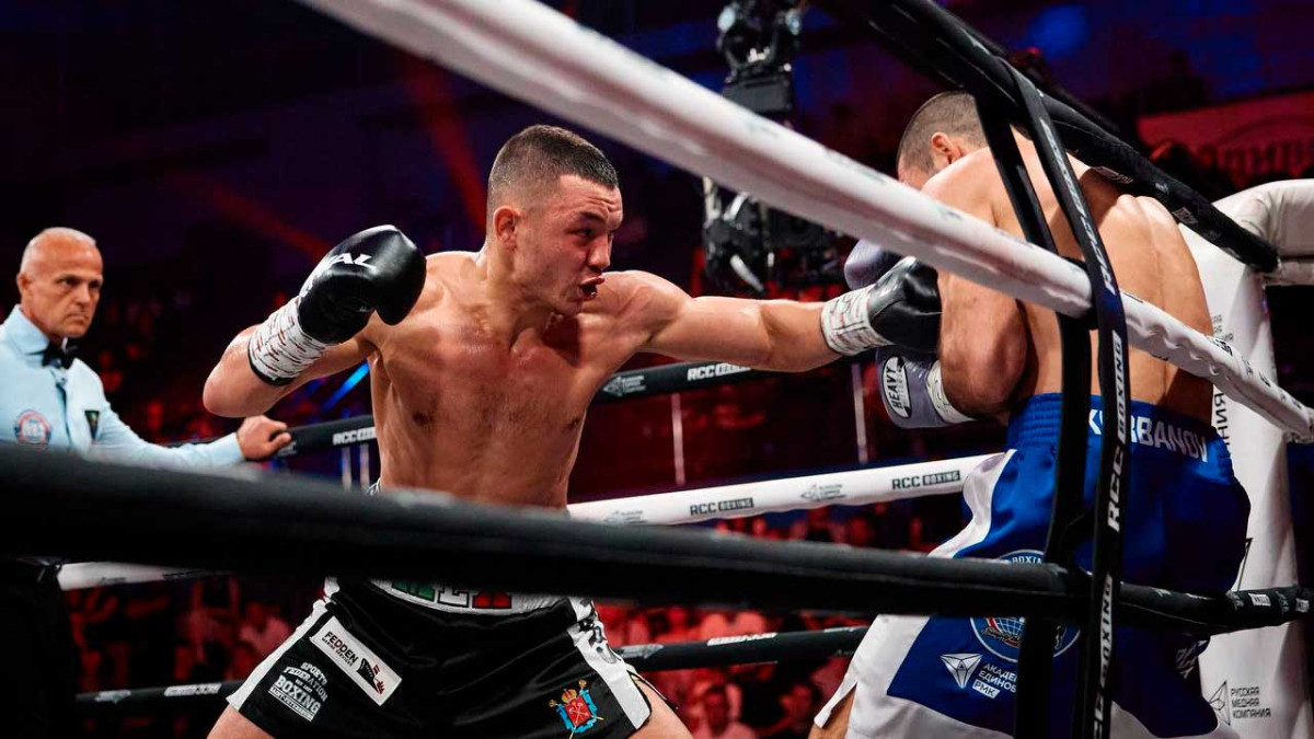 Підсумки бійцівського тижня: яскраве шоу RCC Boxing, трилогії Усик – Фьюри та Бивол – Бетербиев, невдача Батыргазиева, UFC в Білому домі, затримання Чавеса-молодшого