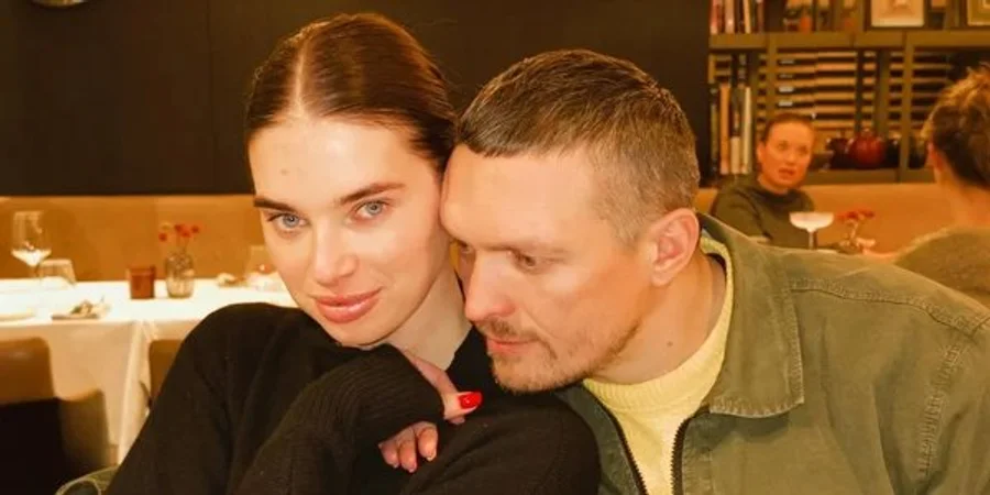 Катерина та Олександр одружилися у 2009 році у Сімферополі (Фото: instagram.com/usyk_kate1505)
