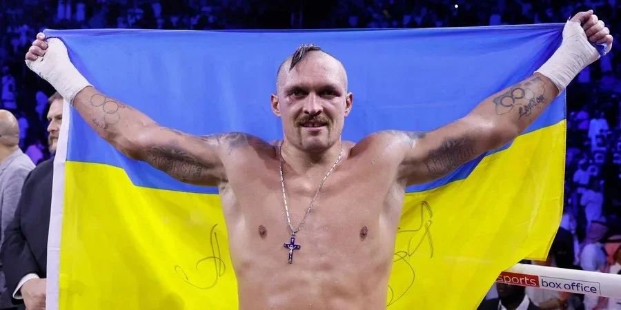 Олександр Усик є триразовим абсолютним чемпіоном світу в боксі (Фото: Reuters/Andrew Couldridge)