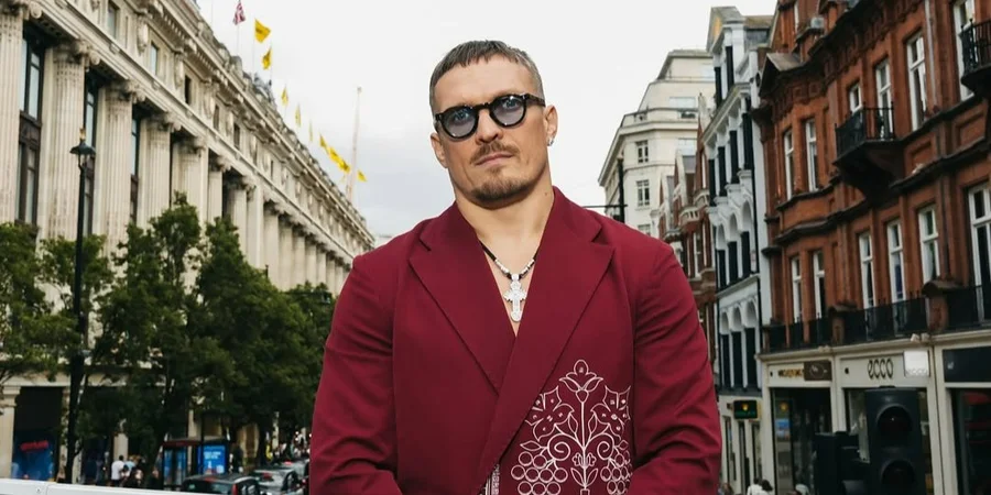 Олександр Усик відмовився від титулу WBO (Фото: instagram.com/usykaa)