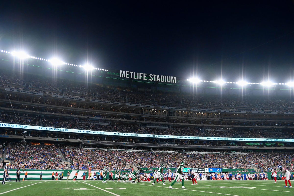 NFL посилює увагу на ігрових полях після занепокоєнь щодо полів MetLife та Acrisure Stadium