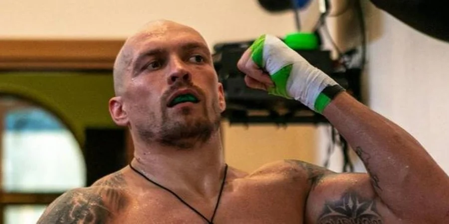 Олександр Усик хоче провести бій із Деонтеєм Вайлдером (Фото: instagram.com/usykaa)