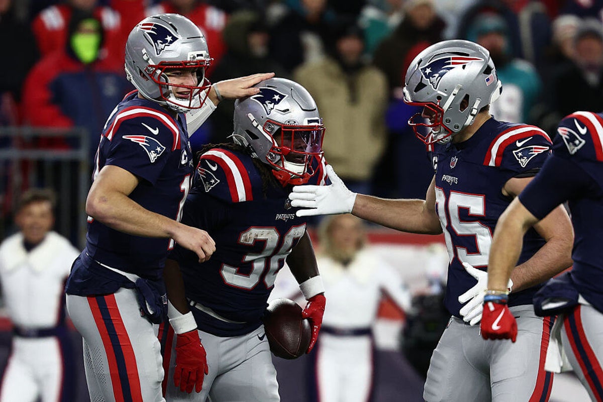 Підсумки матчу Patriots-Dolphins: Нова Англія здобуває другий сіді в плейоф і прийматиме Chargers