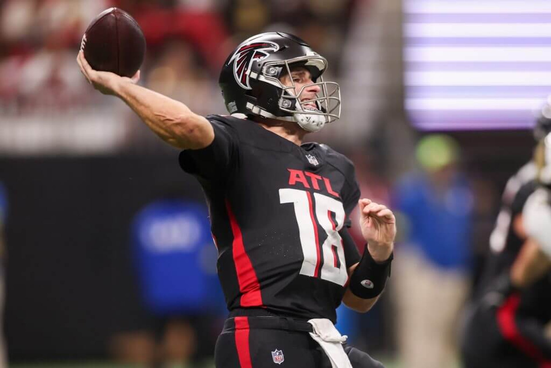 Falcons quarterback Kirk Cousins throws a pass against the New Orleans Saints.