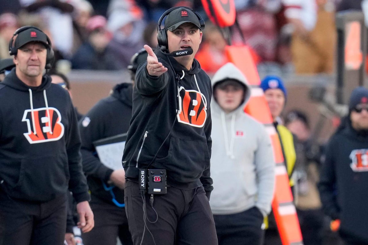 Зак Тейлор з Bengals обурений затримкою після того, як Майлс Гаррет встановив рекорд NFL з сакиків