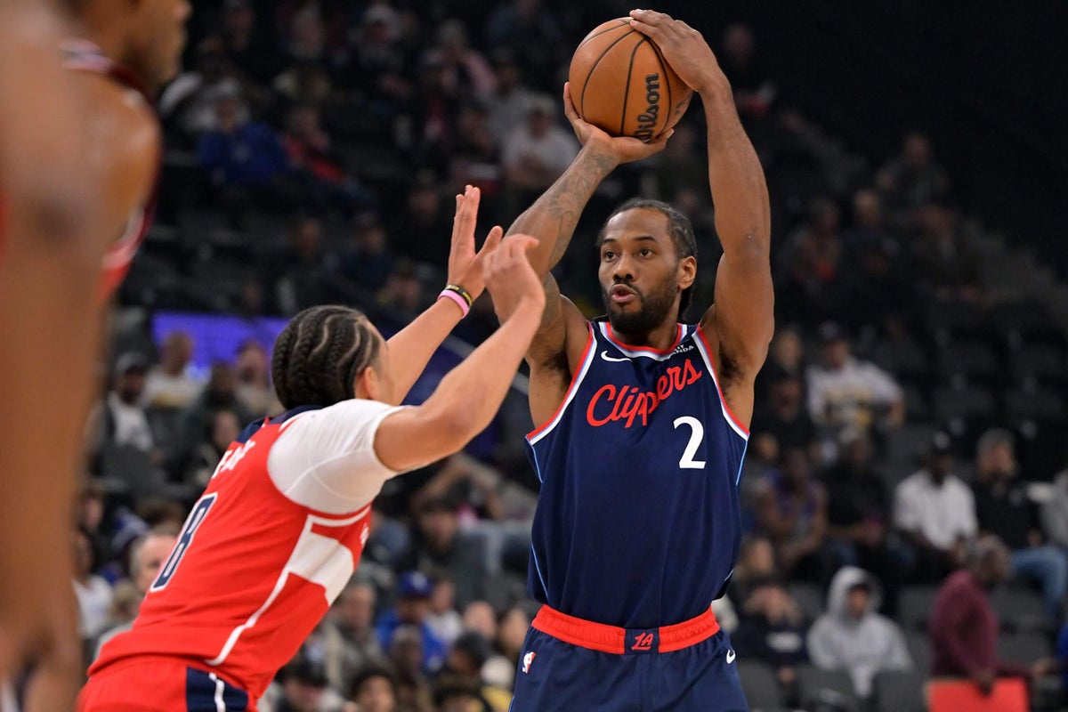 Каваї Леонард пропустить наступні два матчі Clippers через неприємності з лівим коліном
