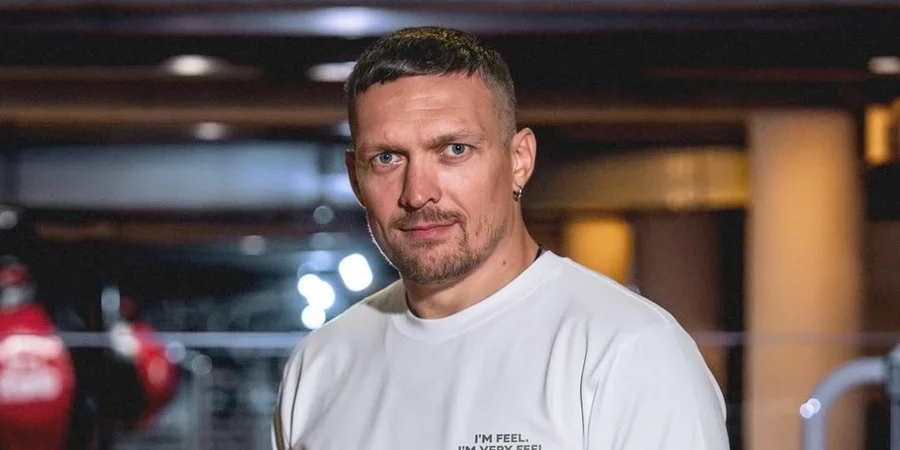 Олександру Усику порадили провести бій із Мозесом Ітаумою (Фото: instagram.com/usykaa)