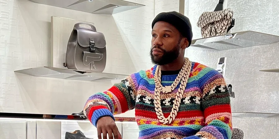 Флойд Мейвезер хоче повернутися в професійний бокс (Фото: instagram.com/floydmayweather)