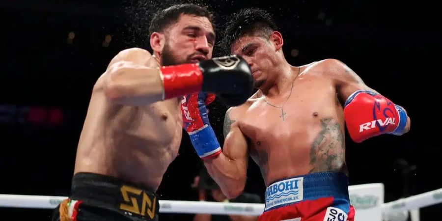 Наваррете переміг Нуньєса технічним нокаутом (Фото: boxingnews24.com)